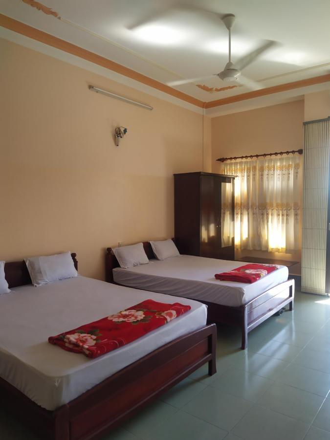 Nha Nghi Minh Quan Hotel Ha Tien Exterior foto